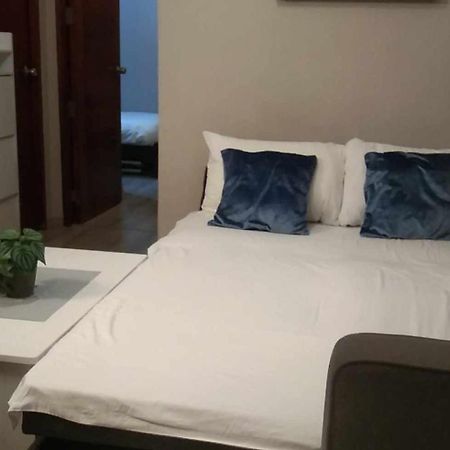 2-Bedroom Boutique City Condo - Newly Renovated! Cebu Eksteriør billede