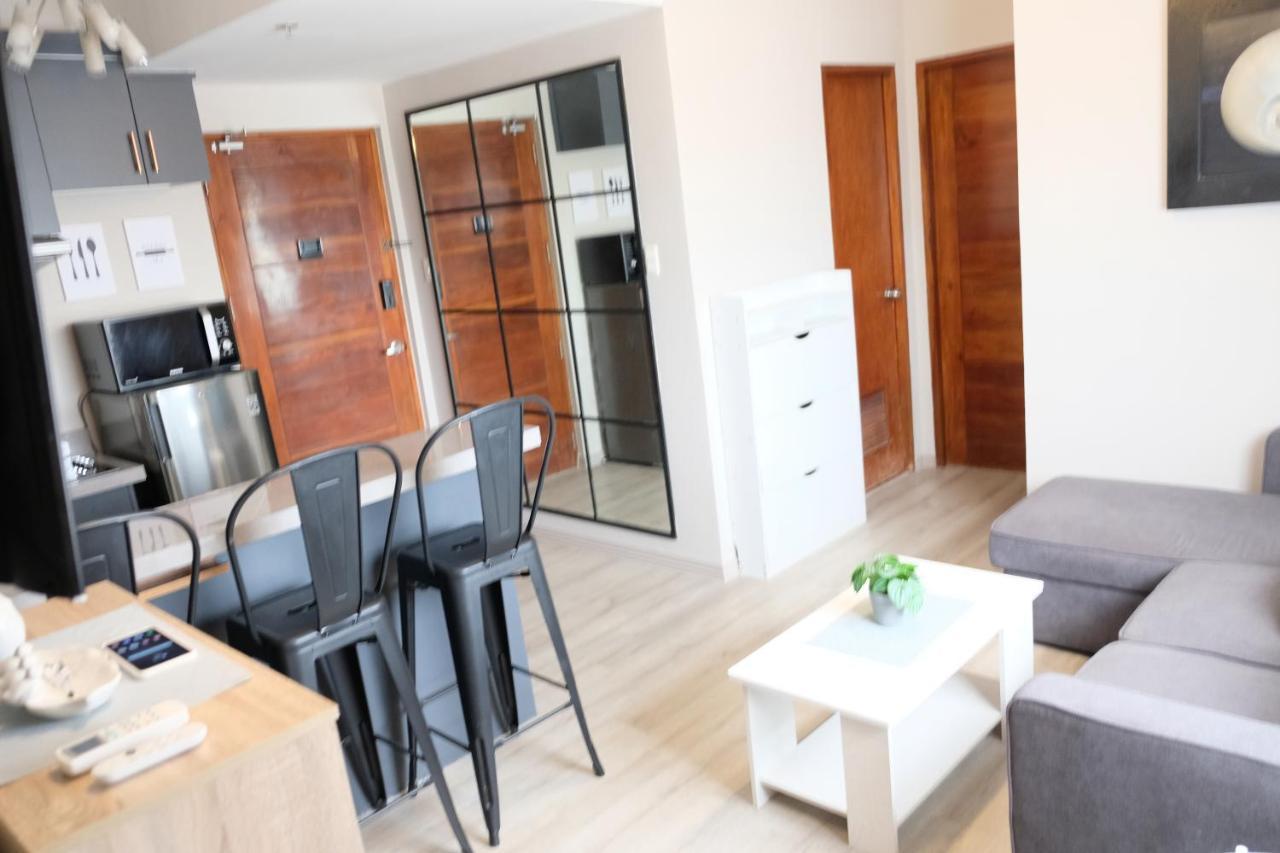 2-Bedroom Boutique City Condo - Newly Renovated! Cebu Eksteriør billede