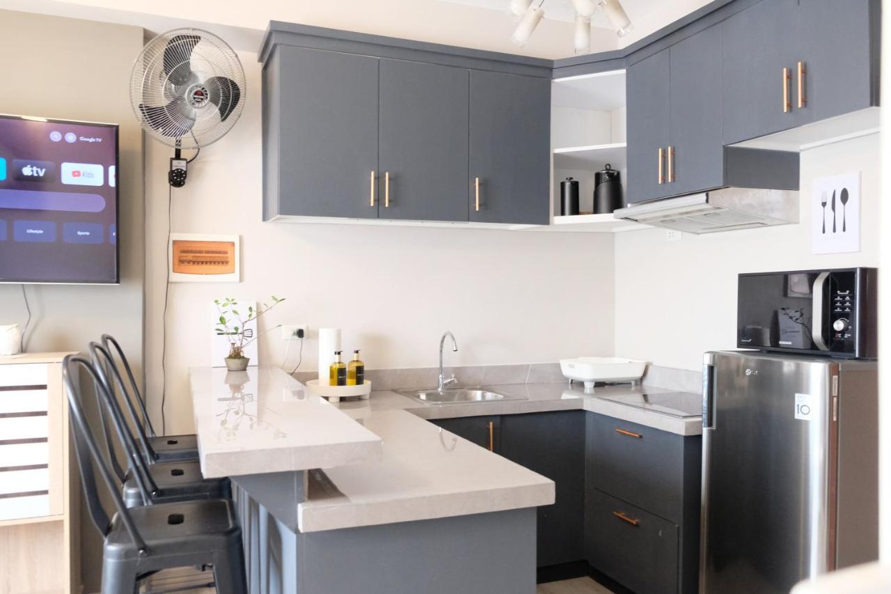 2-Bedroom Boutique City Condo - Newly Renovated! Cebu Eksteriør billede