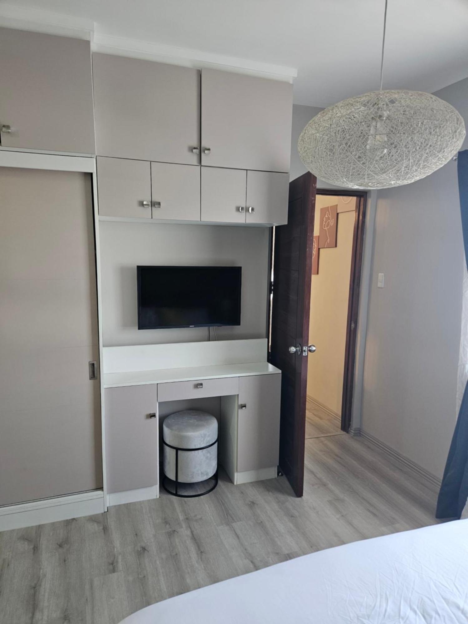 2-Bedroom Boutique City Condo - Newly Renovated! Cebu Eksteriør billede